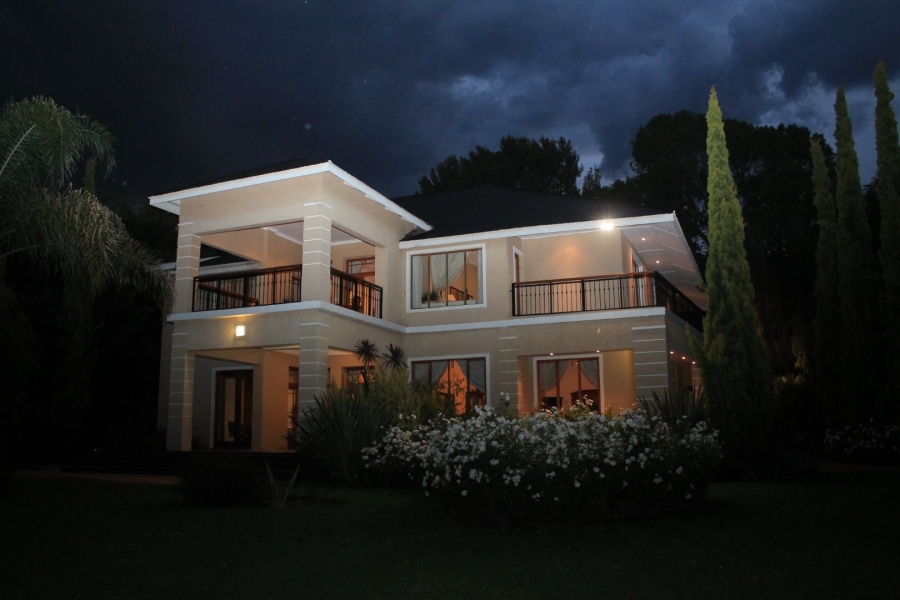 5 Bedroom Property for Sale in Waverley Free State
